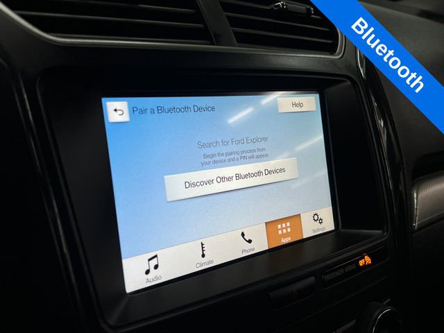 Used 2018 Ford Explorer XLT image 4