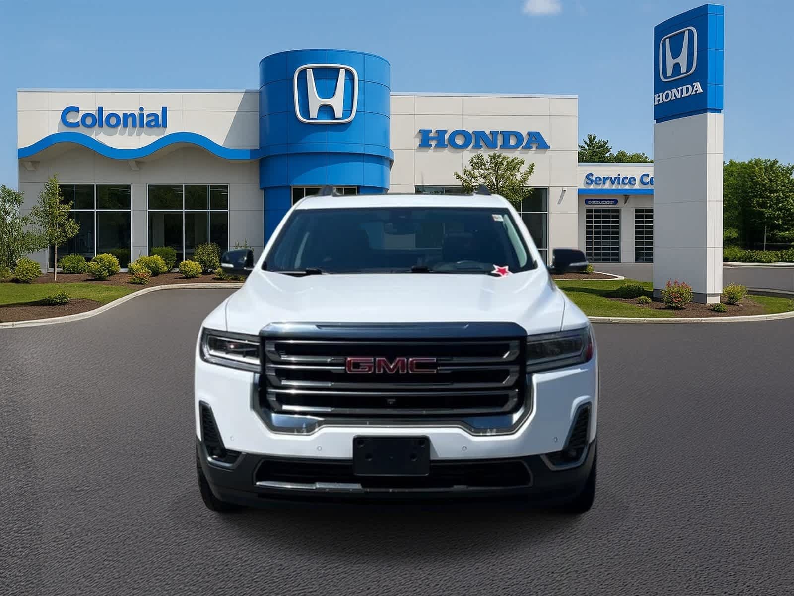 Used 2022 GMC Acadia AT4 w/ Technology Package AWD/4WD image 10