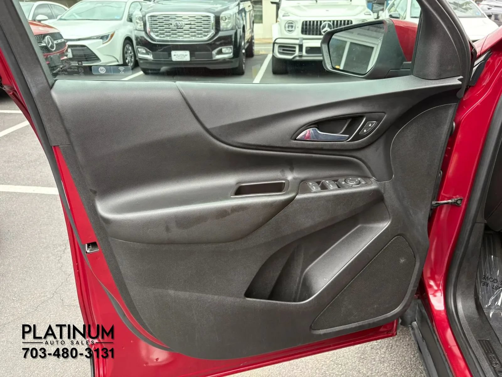 Used 2021 Chevrolet Equinox LT FWD image 18