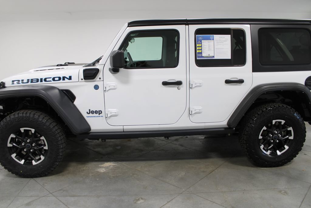 Used 2024 Jeep Wrangler Unlimited Rubicon 4xe AWD/4WD image 6