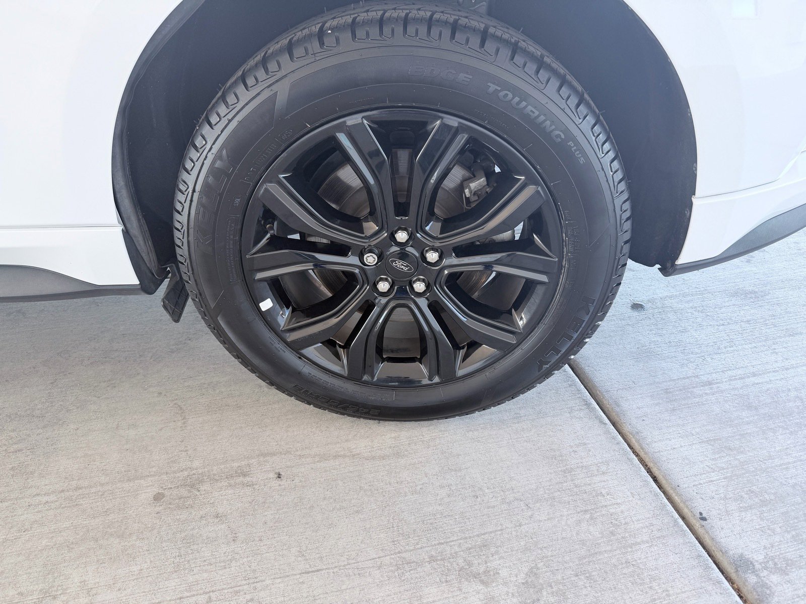 Used 2022 Ford Edge SE w/ Black Appearance Package image 27