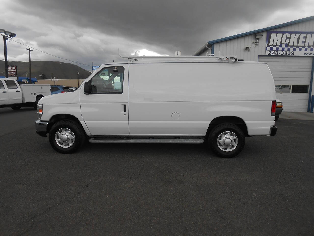 Used 2013 Ford E-250 and Econoline 250 w/ PWR Group image 6