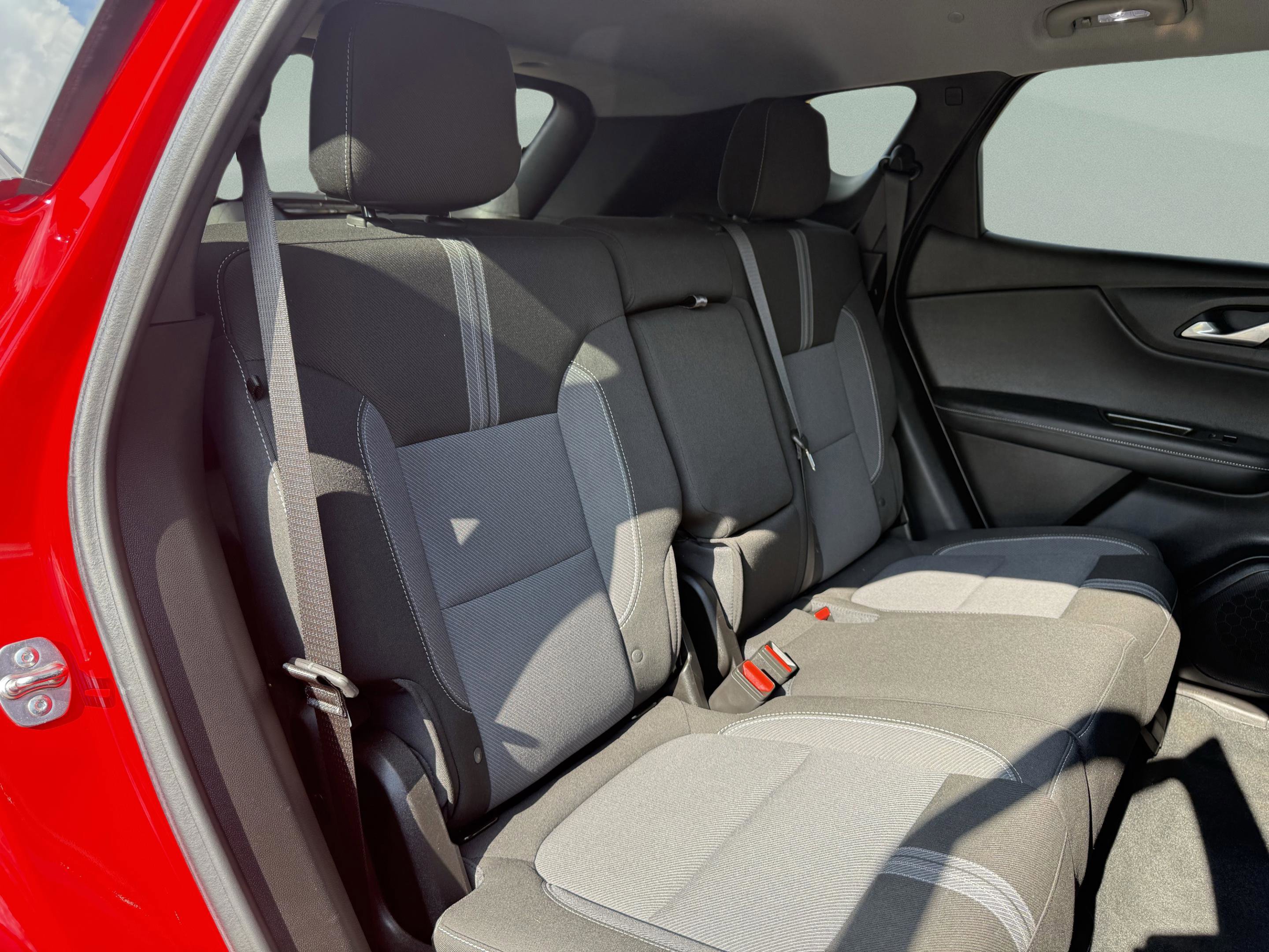 Used 2024 Chevrolet Blazer LT w/ Convenience Package image 35