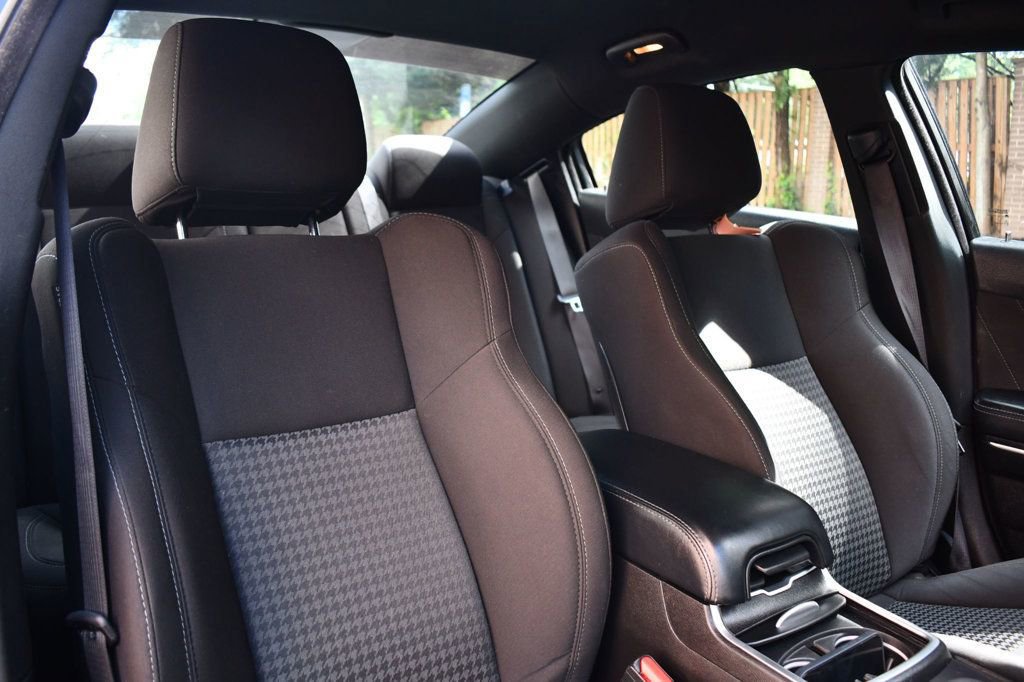 Used 2022 Dodge Charger GT image 32