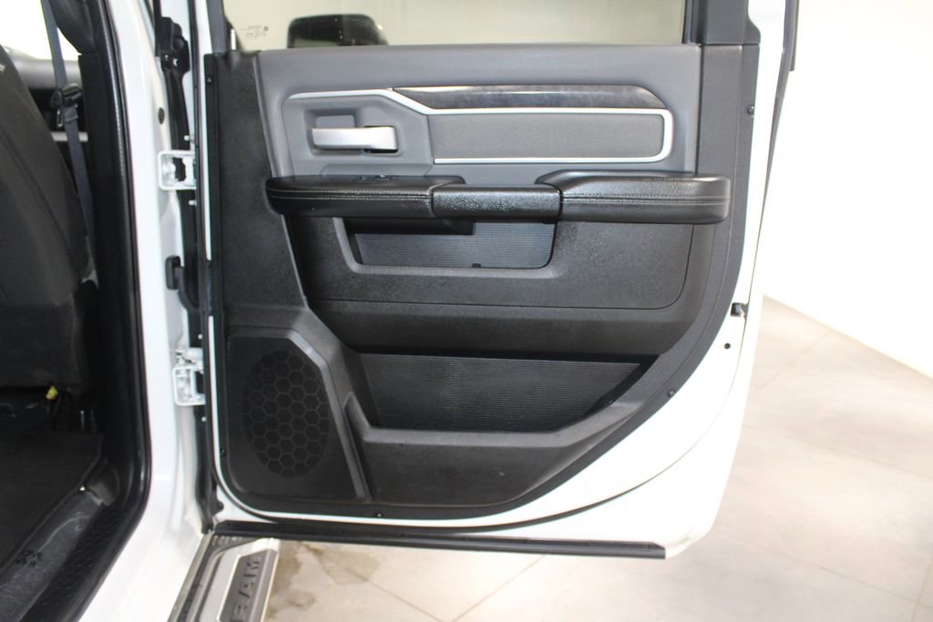 Used 2022 RAM 2500 Big Horn image 32