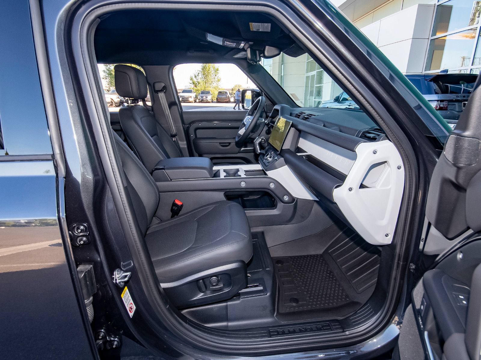 New 2026 Land Rover Defender 110 X-Dynamic SE AWD/4WD image 49