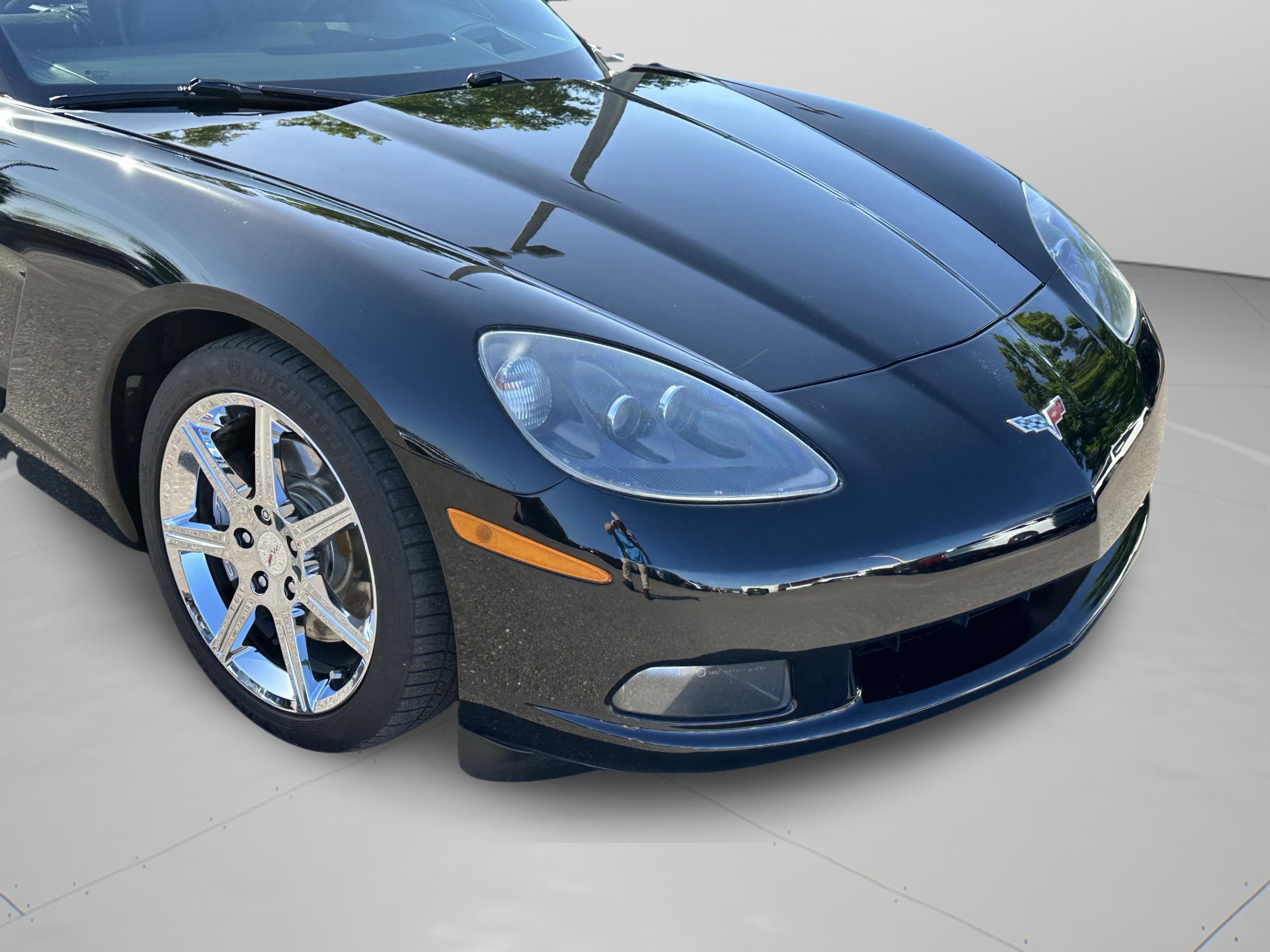 Used 2006 Chevrolet Corvette Coupe w/ Preferred Equipment Group image 28