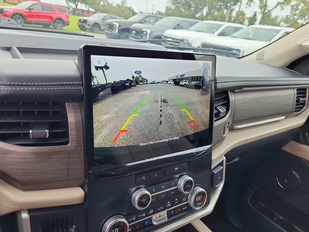 Used 2024 Ford Expedition Limited RWD image 36