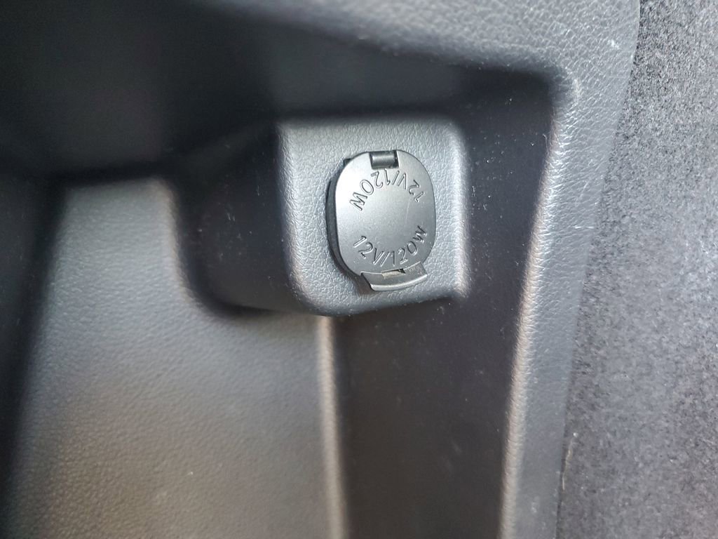 Used 2011 Subaru Outback 2.5i Limited AWD/4WD image 31