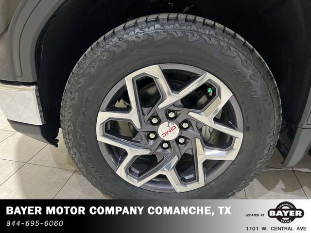 New 2025 GMC Sierra 1500 SLT image 30