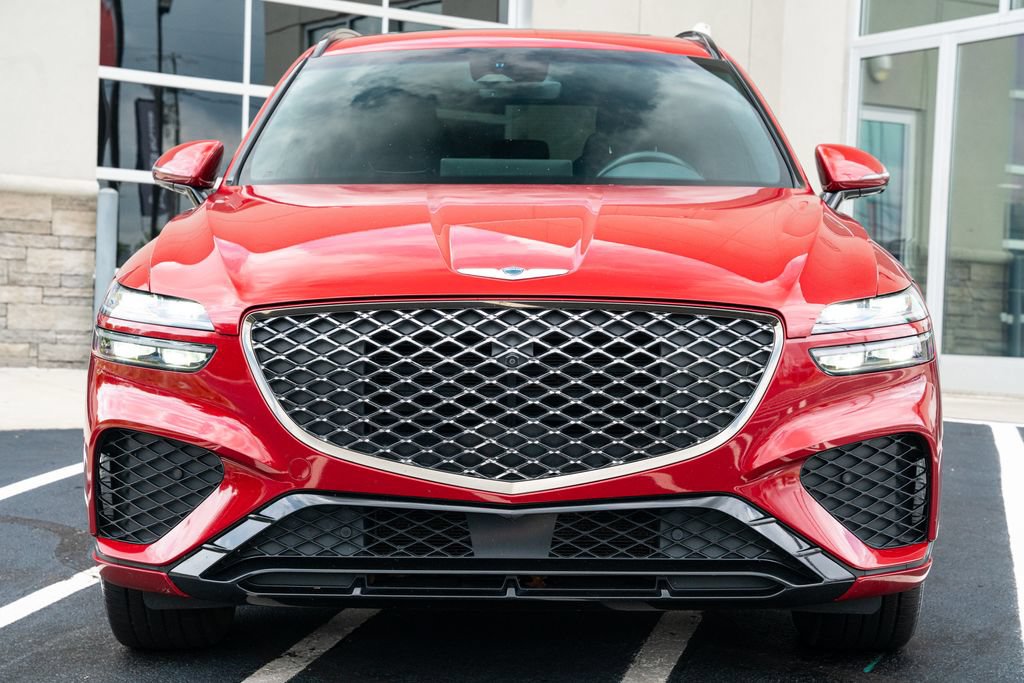 Used 2022 Genesis GV70 3.5T Sport w/ Sport Advanced Package AWD/4WD image 4