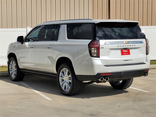 Used 2023 Chevrolet Suburban High Country image 6