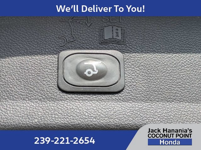 Used 2019 Ford Escape SEL FWD image 14