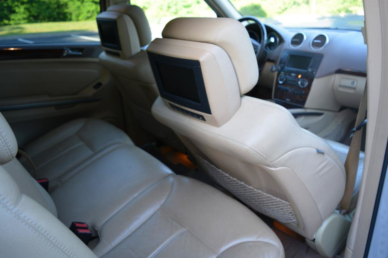 Used 2008 Mercedes-Benz GL 550 4MATIC image 17