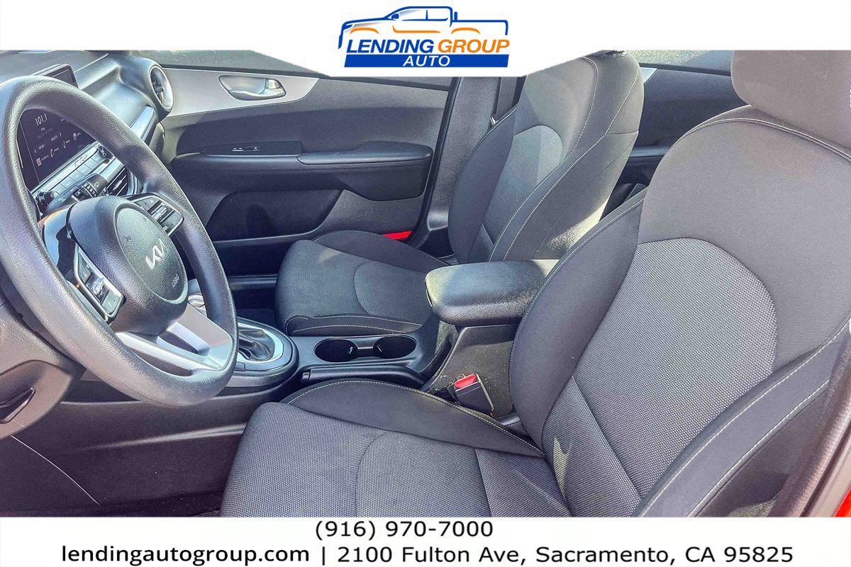 Used 2022 Kia Forte LXS image 16