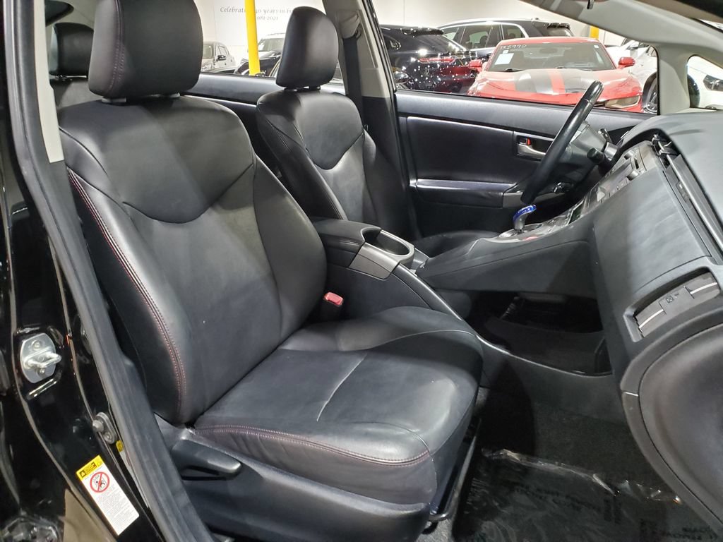 Used 2013 Toyota Prius Persona Series FWD image 13