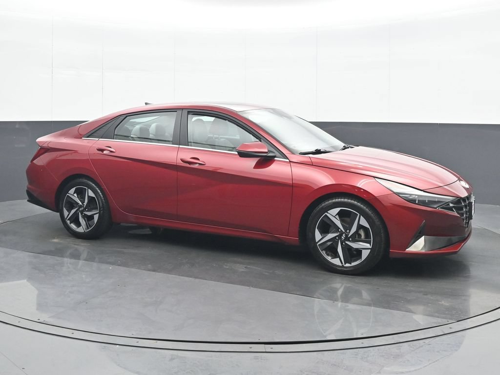 Used 2023 Hyundai Elantra Limited FWD image 8