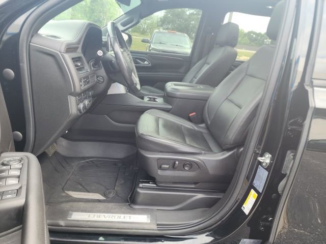 Used 2021 Chevrolet Suburban Z71 w/ Z71 Signature Package AWD/4WD image 27