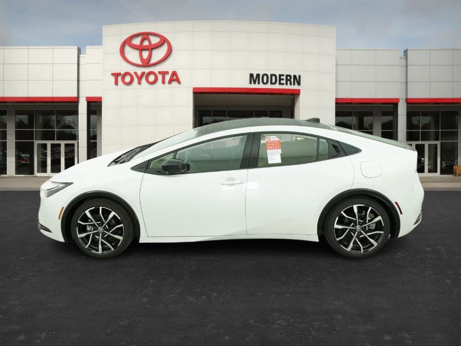 New 2026 Toyota Prius Plug-In Hybrid image 10