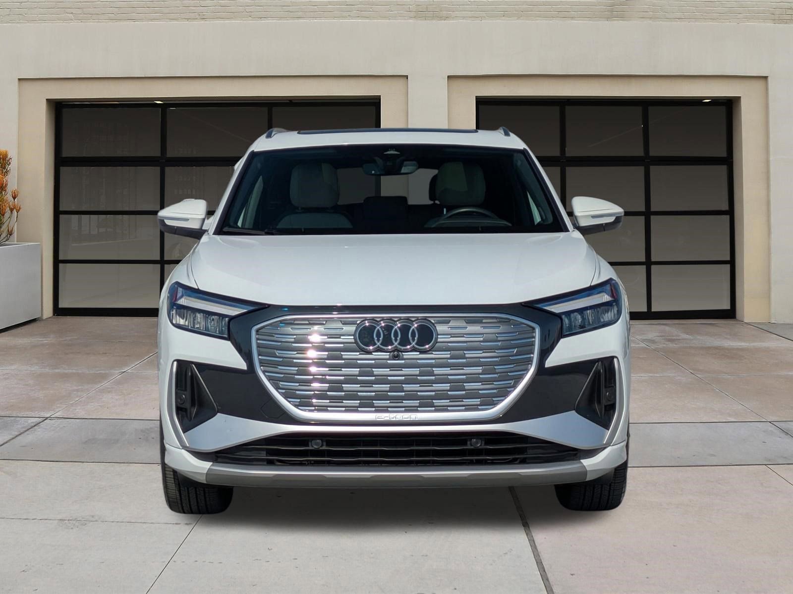 Used 2024 Audi Q4 e-tron Premium Plus image 6