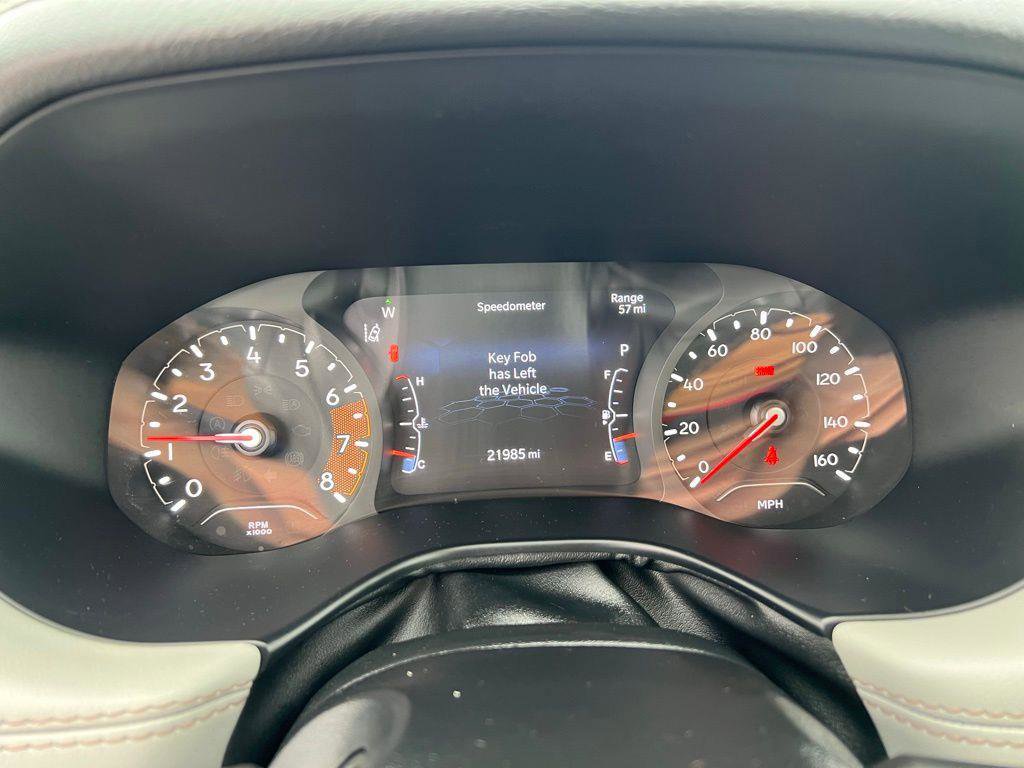 Used 2022 Jeep Compass Limited image 39