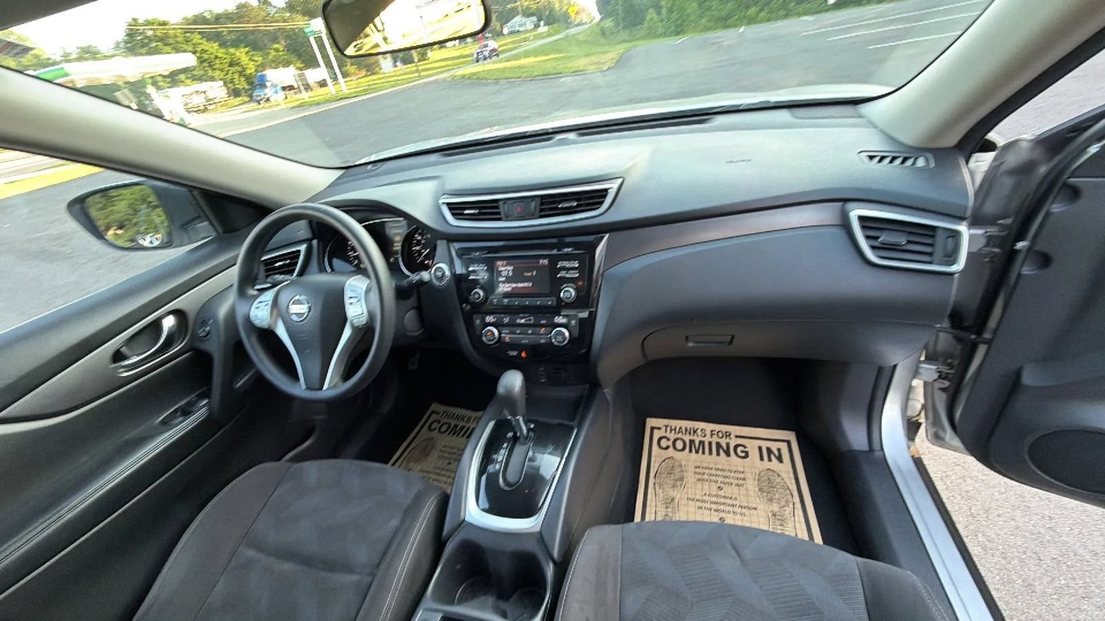 Used 2015 Nissan Rogue SV AWD/4WD image 55