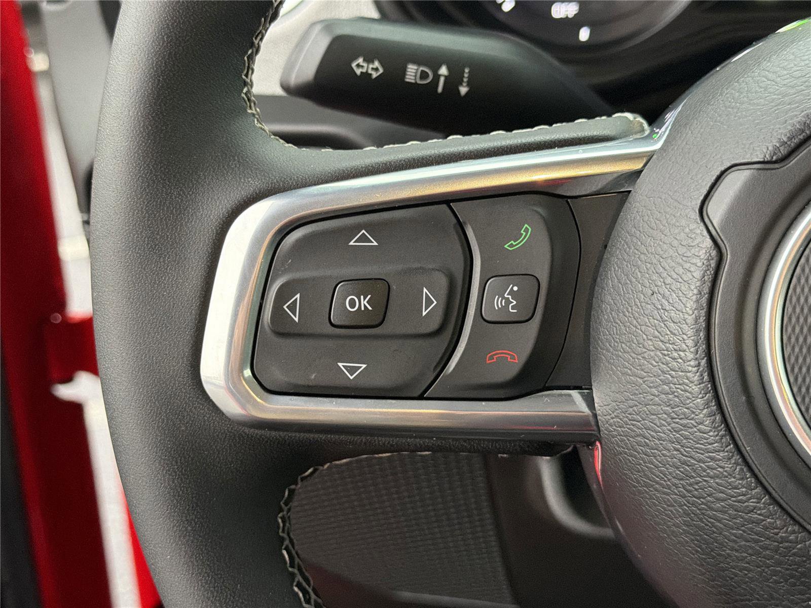 Used 2025 Jeep Wrangler Sahara w/ Safety Group image 26