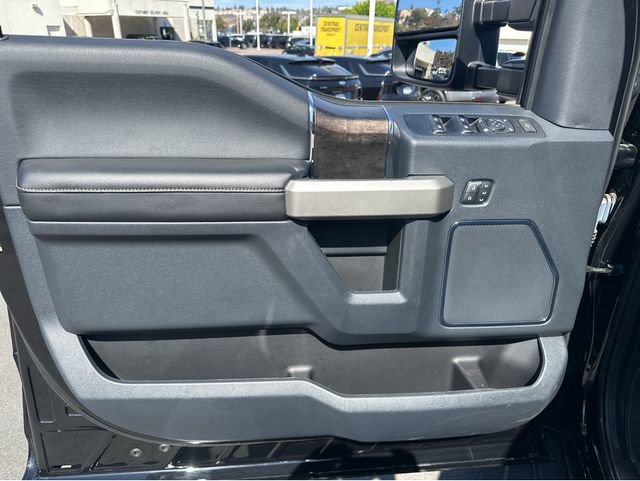 Used 2022 Ford F250 Lariat w/ Lariat Ultimate Package AWD/4WD image 23