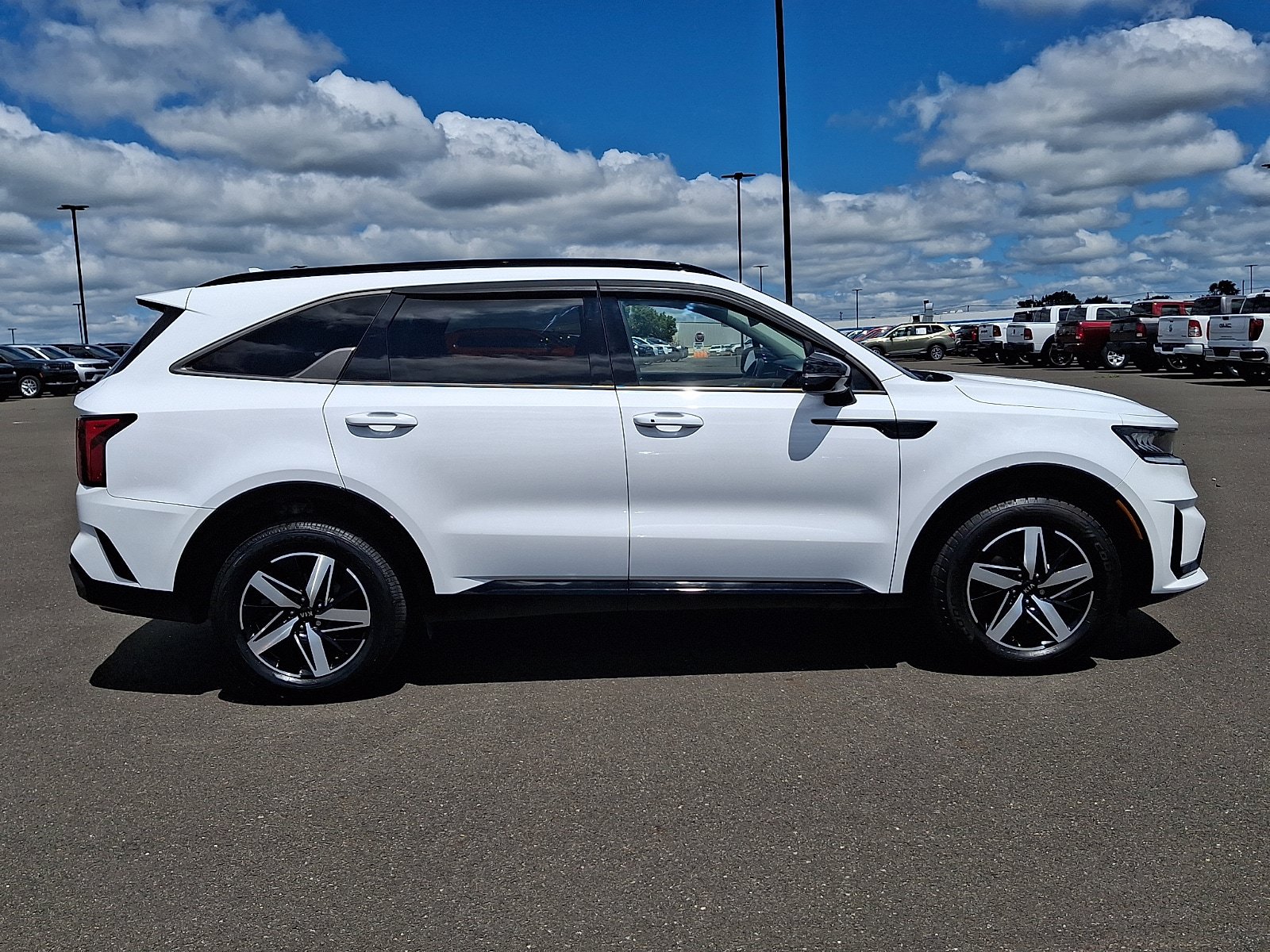 Used 2021 Kia Sorento S w/ Panoramic Sunroof Package FWD image 7