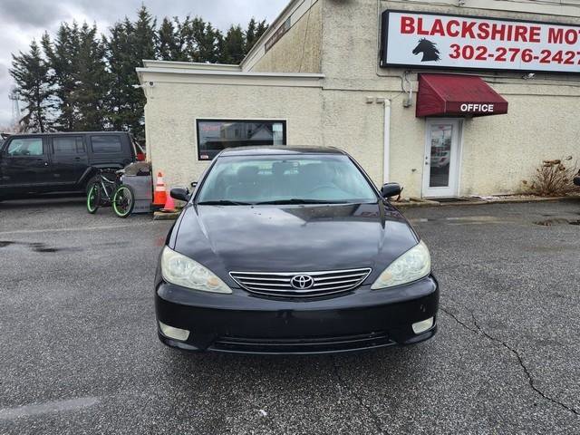 Used 2005 Toyota Camry LE FWD image 2