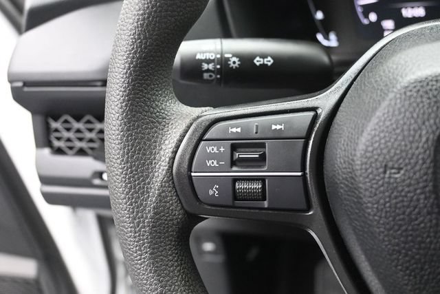 Used 2025 Honda Accord LX image 4