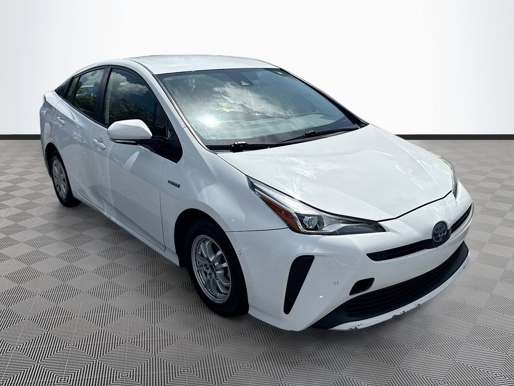 Used 2019 Toyota Prius LE FWD image 4