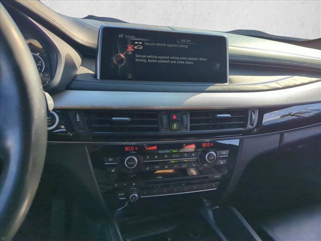 Used 2016 BMW X6 M image 10