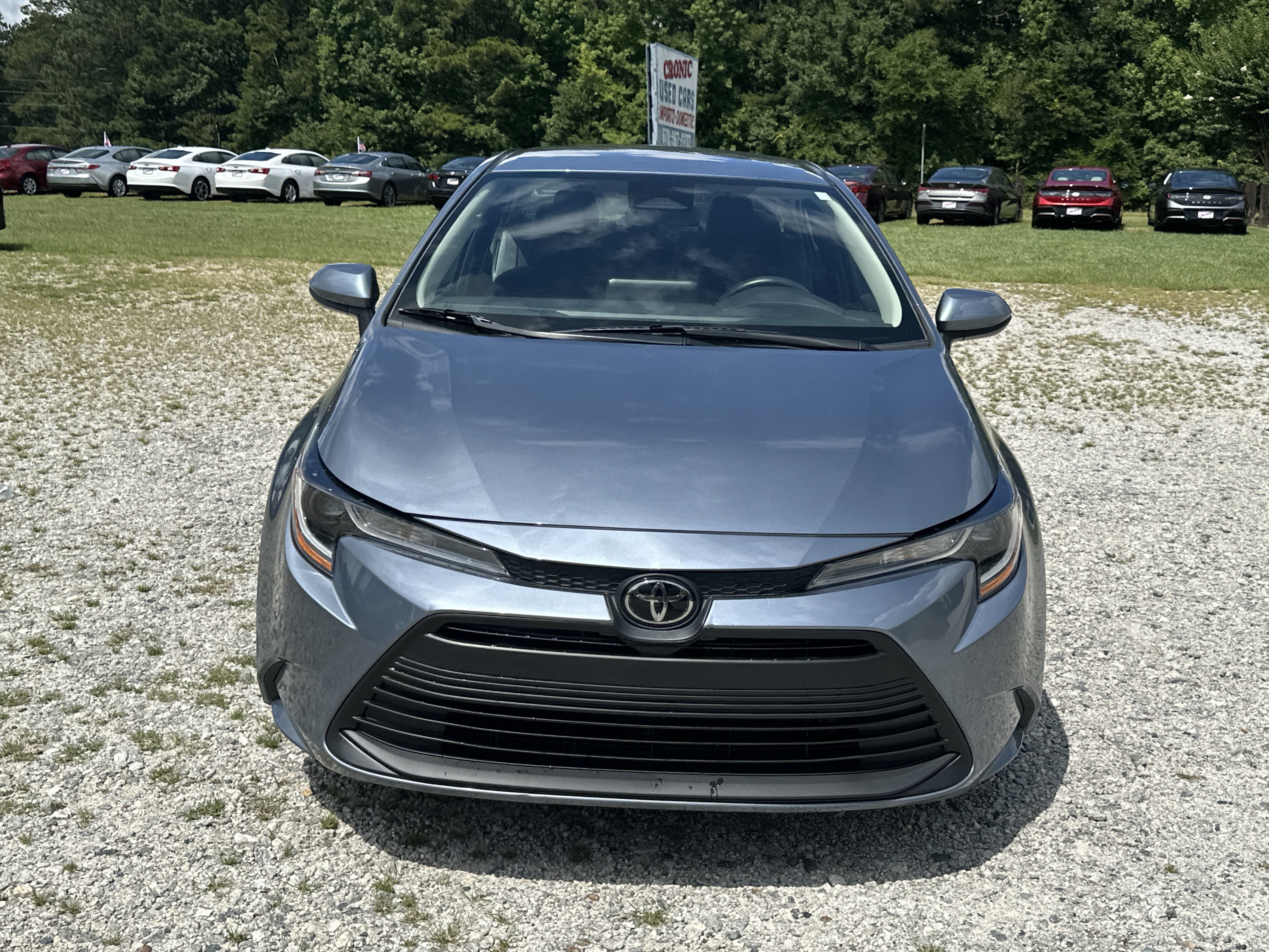 Used 2024 Toyota Corolla LE FWD image 2