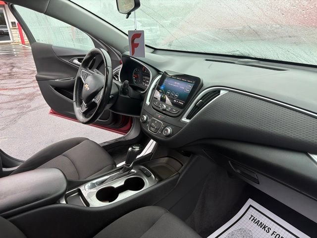 Used 2019 Chevrolet Malibu RS FWD image 23