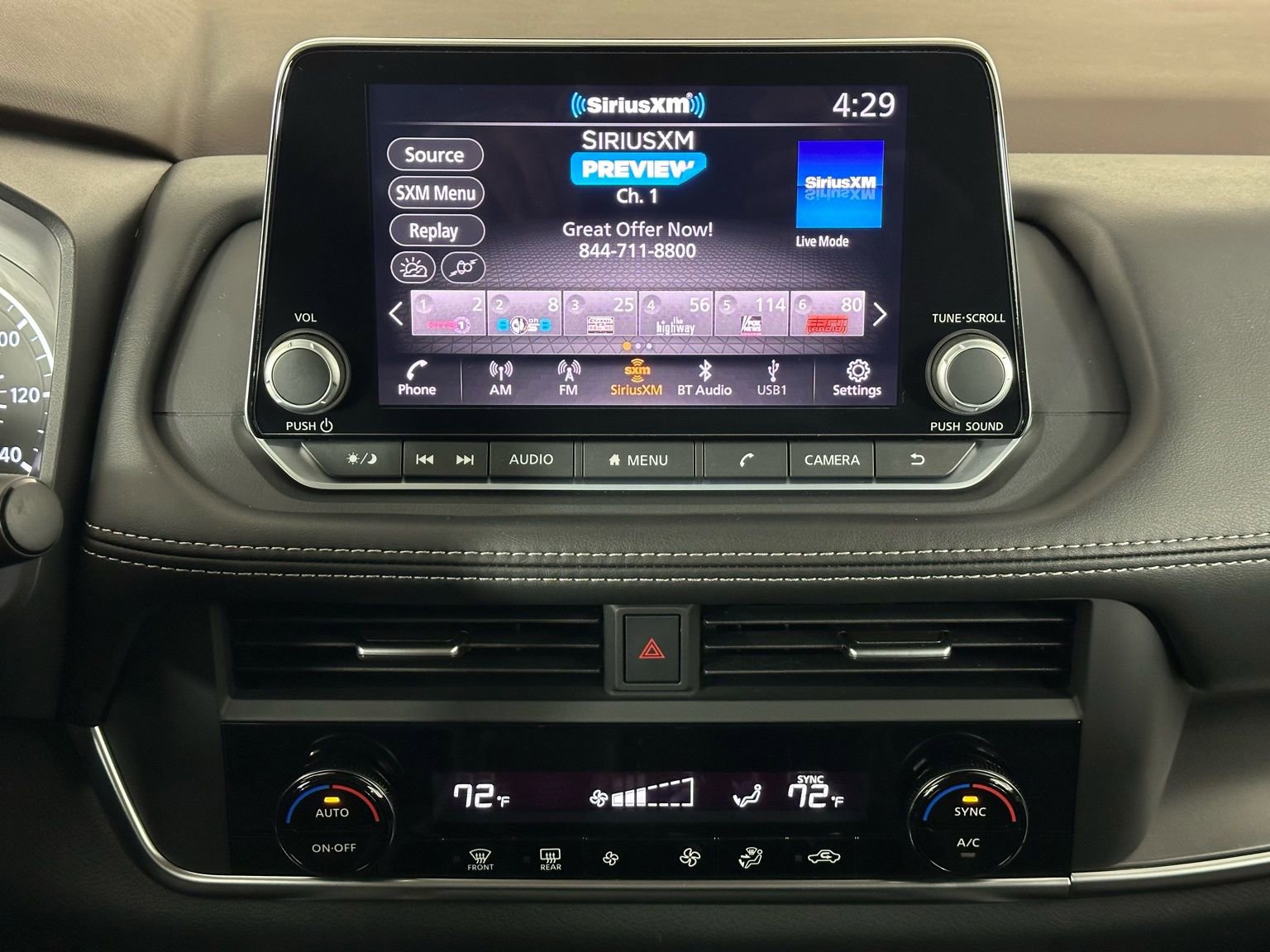 Used 2023 Nissan Rogue SV image 14