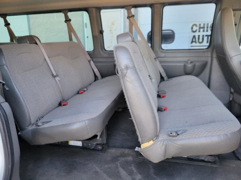 Used 2017 Chevrolet Express 3500 LT w/ LT Preferred Equipment Group RWD image 28