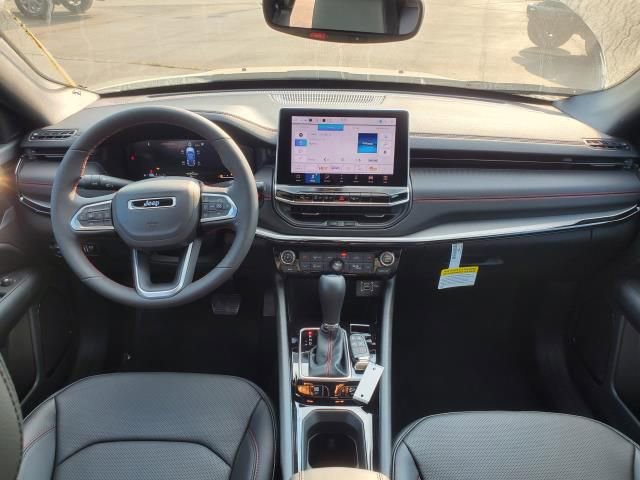 New 2025 Jeep Compass Trailhawk w/ Trailhawk Elite Group image 26