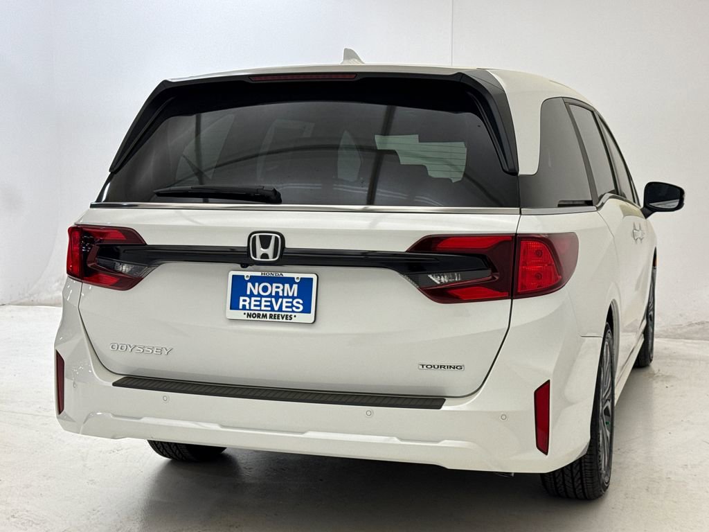 New 2026 Honda Odyssey Touring image 9