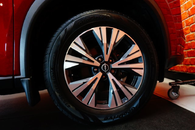Certified 2023 Nissan Rogue SV AWD/4WD image 74