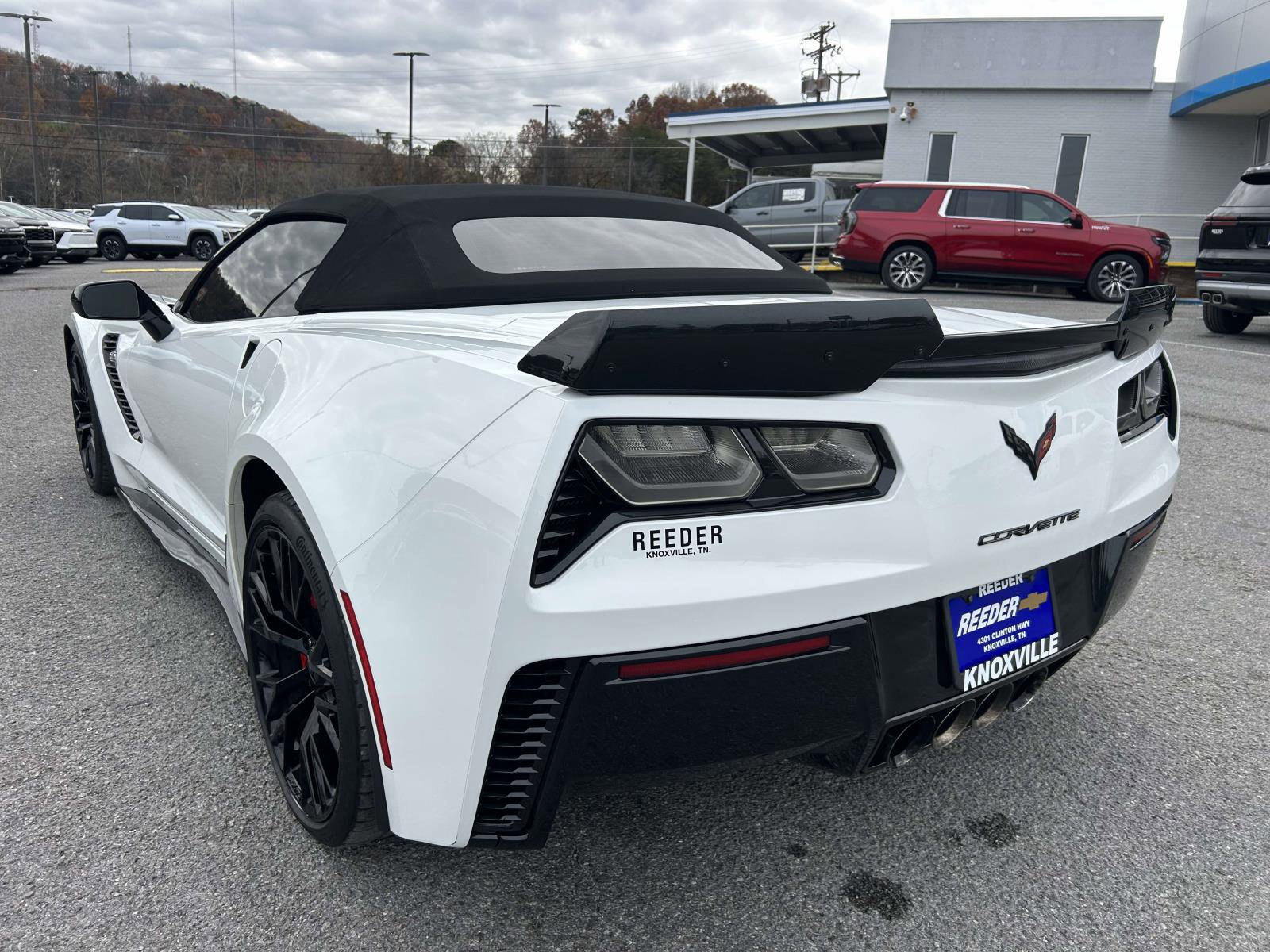 Used 2016 Chevrolet Corvette Z06 w/ 2LZ Preferred Equipment Group image 28