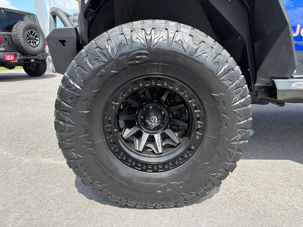 Used 2018 Jeep Wrangler Unlimited Rubicon AWD/4WD image 12
