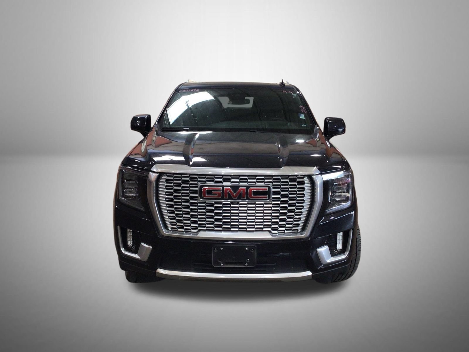 Used 2023 GMC Yukon XL Denali AWD/4WD image 1