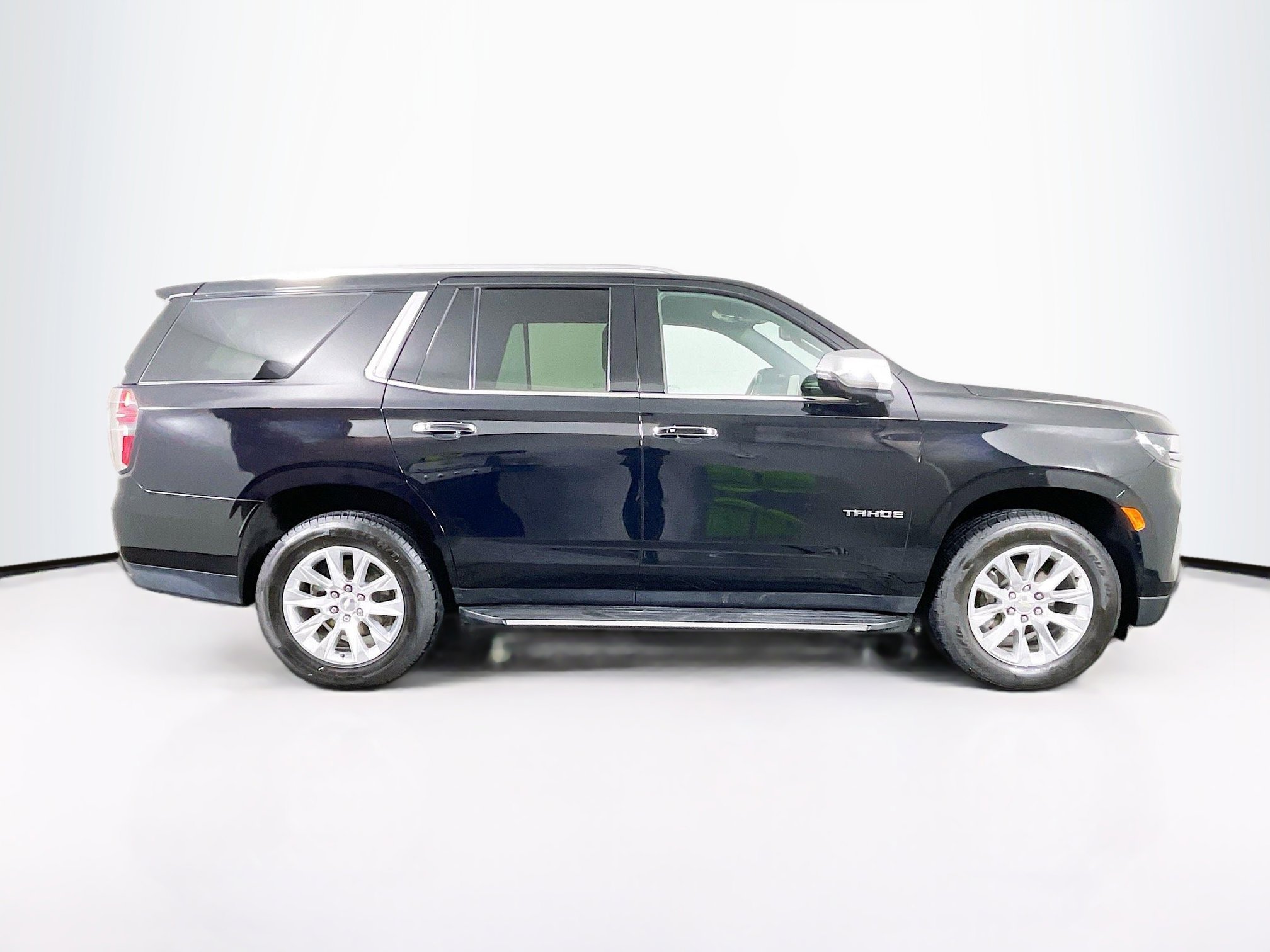 Used 2024 Chevrolet Tahoe Premier image 10