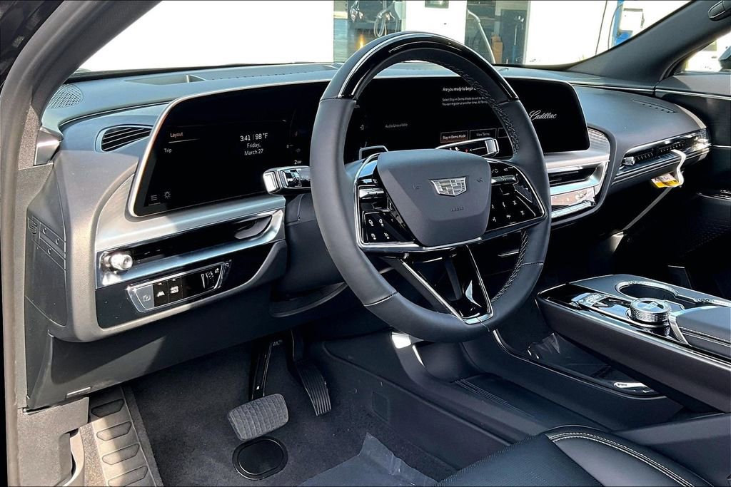 New 2026 Cadillac Lyriq Sport image 9