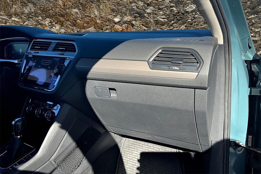 Used 2019 Volkswagen Tiguan SEL image 14