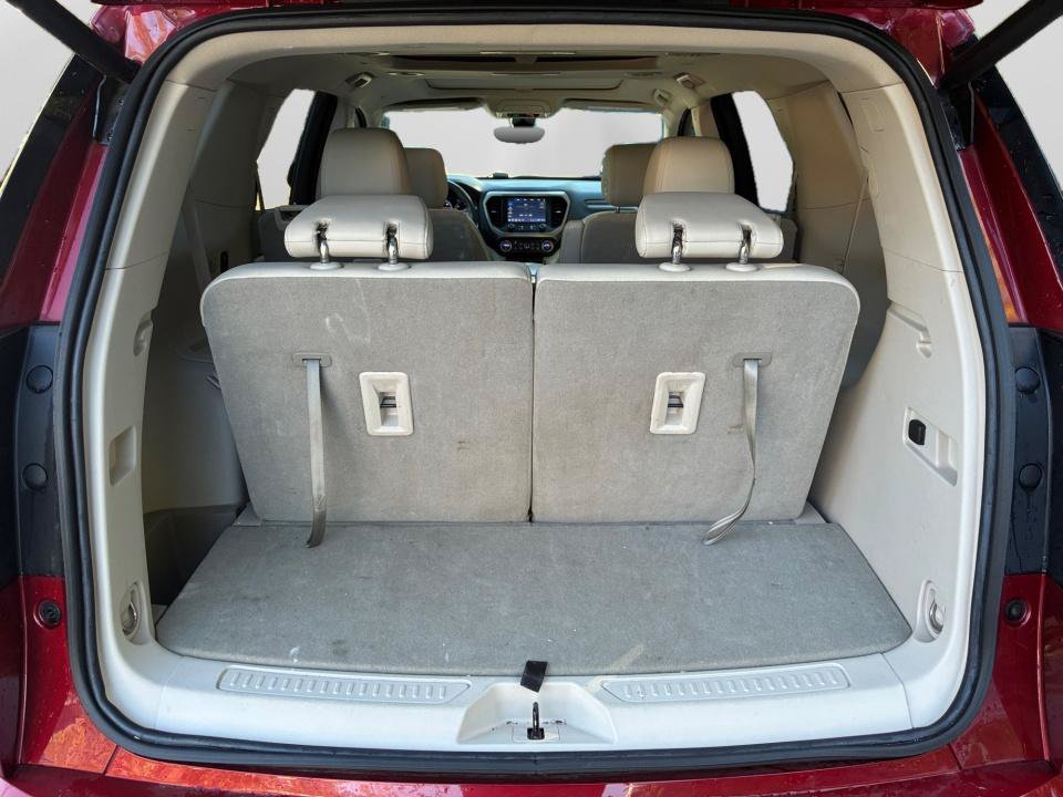 Used 2023 GMC Acadia Denali w/ Denali Ultimate Package FWD image 14