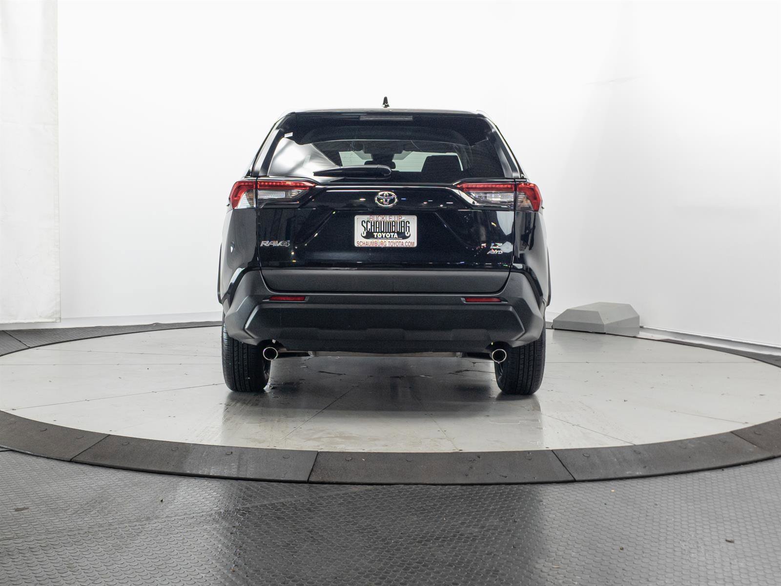 Certified 2024 Toyota RAV4 LE AWD/4WD image 9
