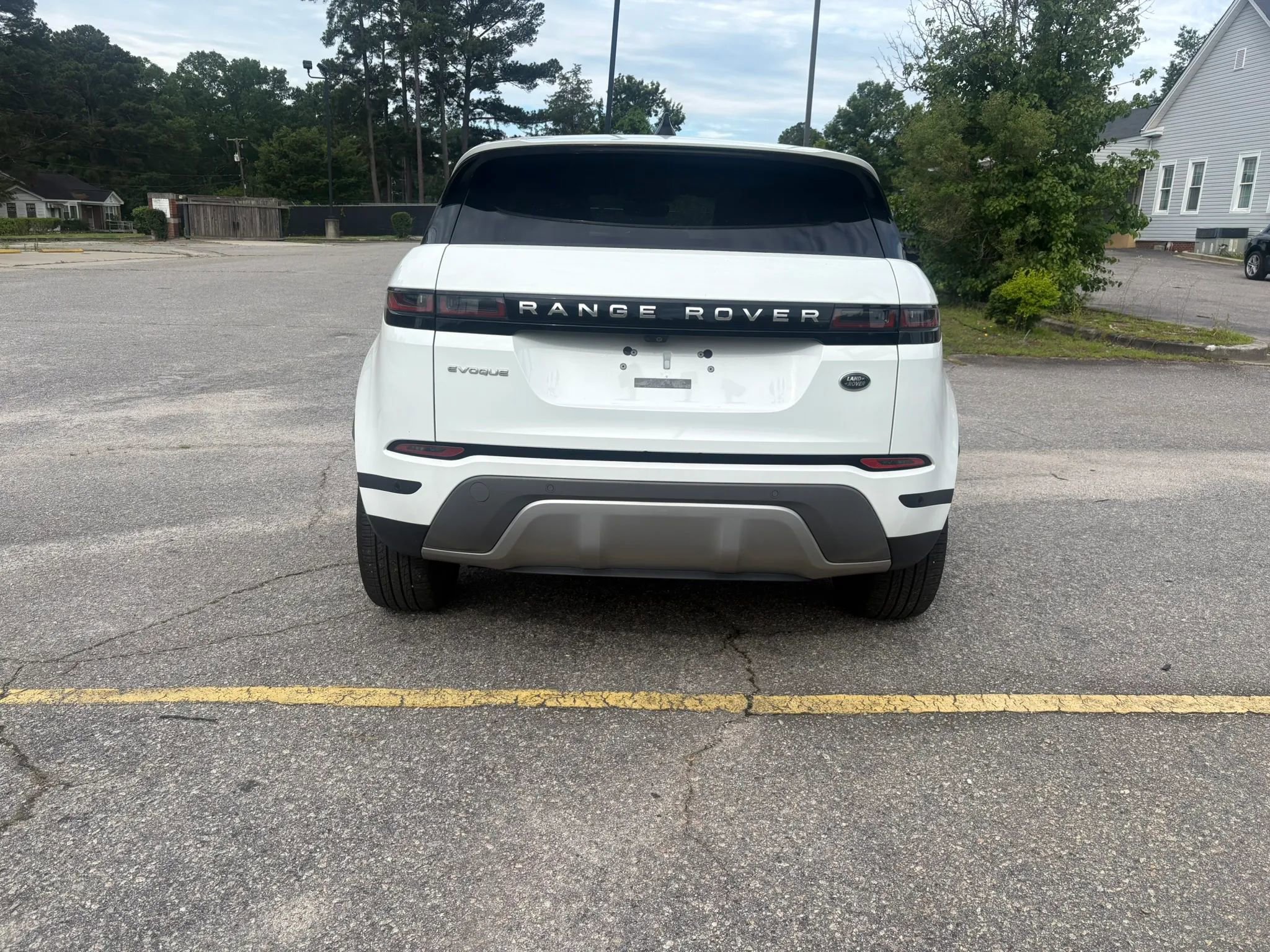 Used 2021 Land Rover Range Rover Evoque SE AWD/4WD image 3