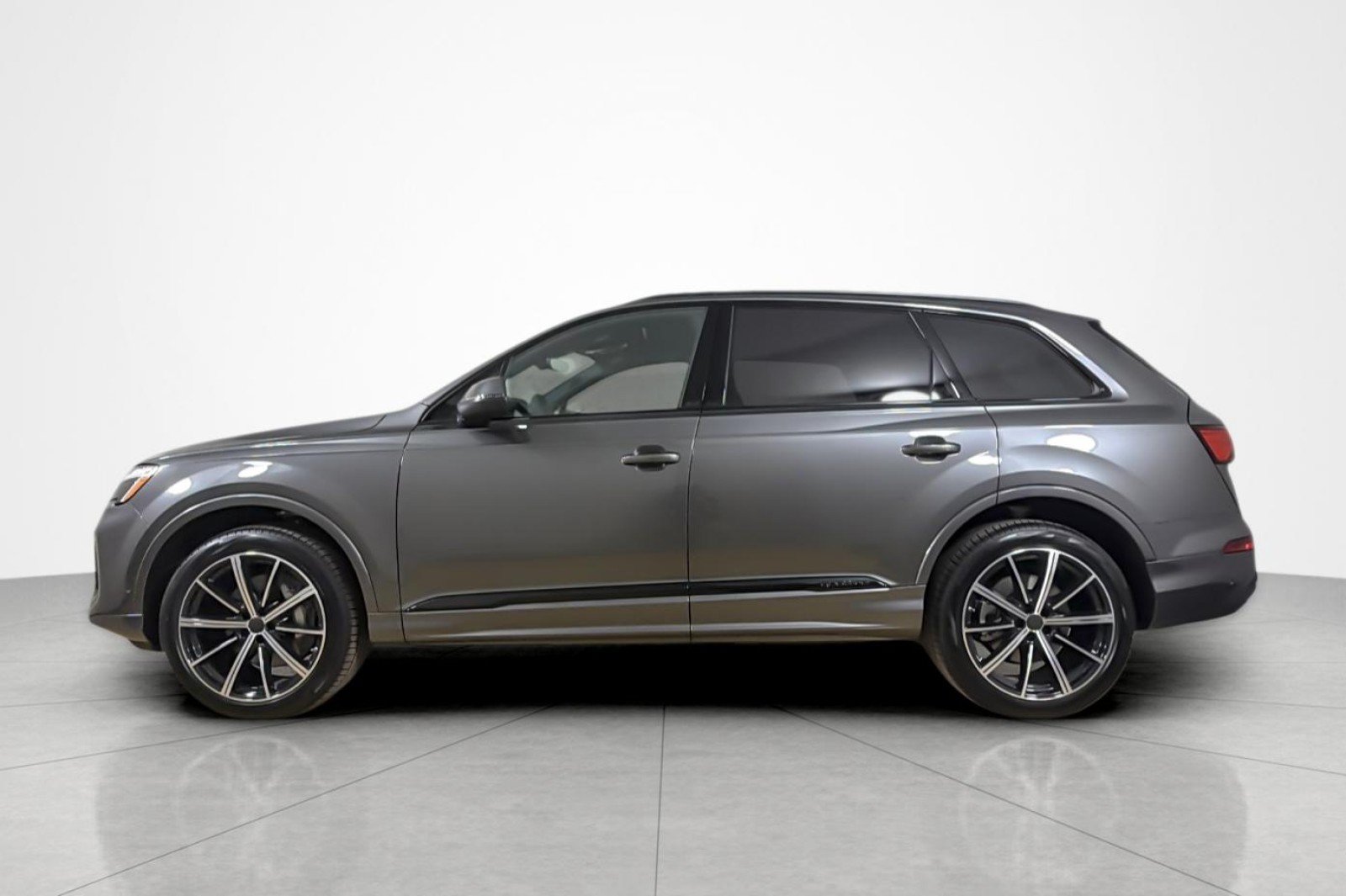 New 2026 Audi Q7 2.0T Premium Plus AWD/4WD image 3